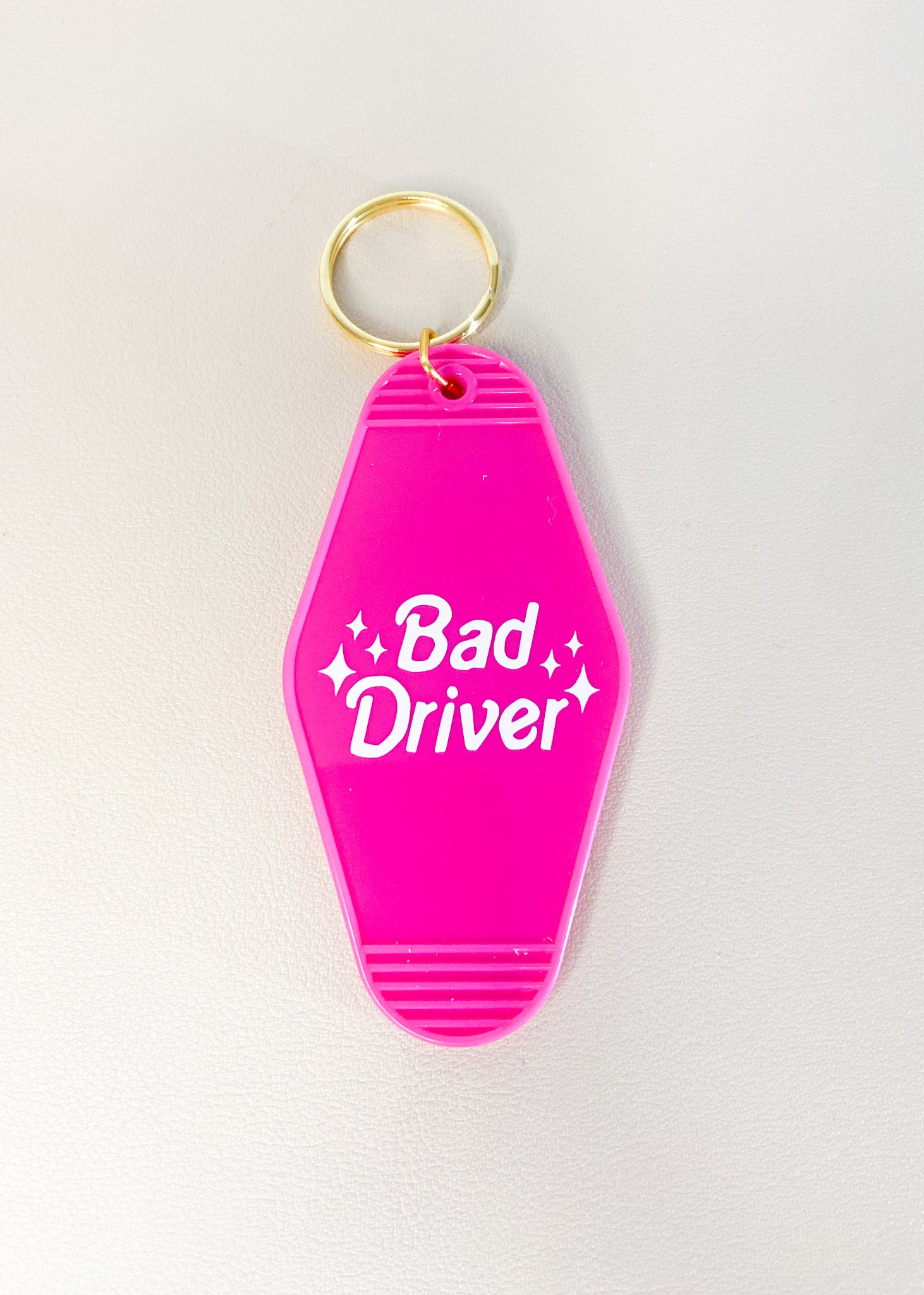 Porte-Clés Bad Driver Rose Girly – Backat & Co